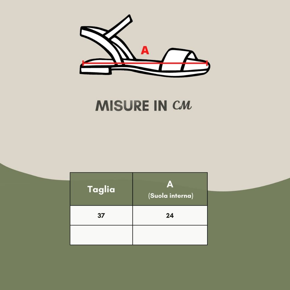 Bottega Veneta Beige Raffia Mule with Maxi Intreccio Detail