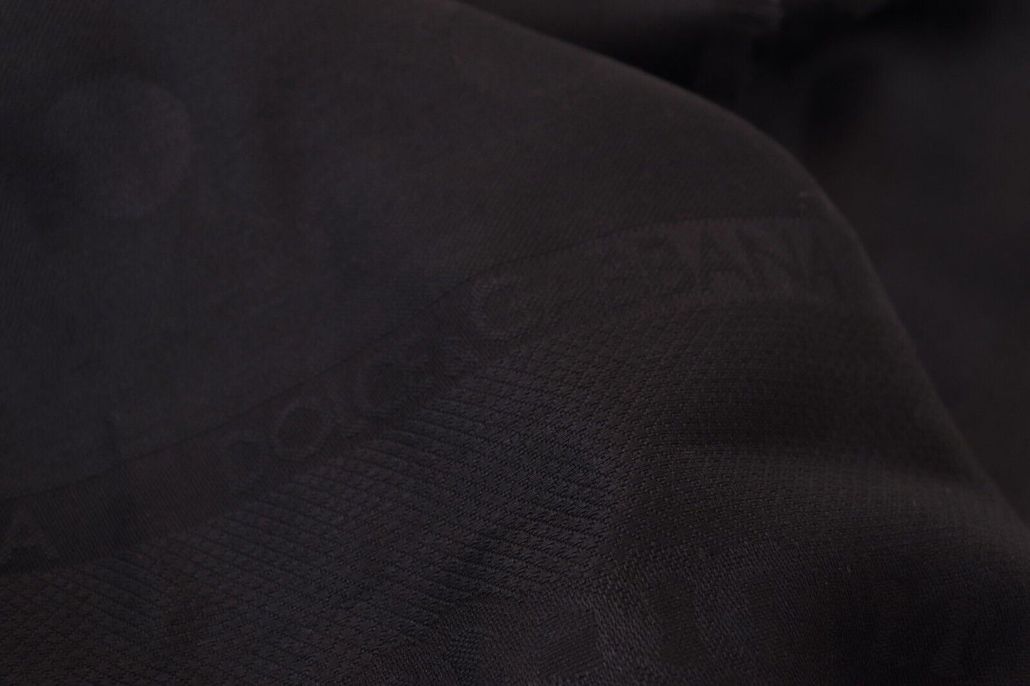 Dolce & Gabbana Elegant Silk-Wool Fringed Scarf in Dark Blue