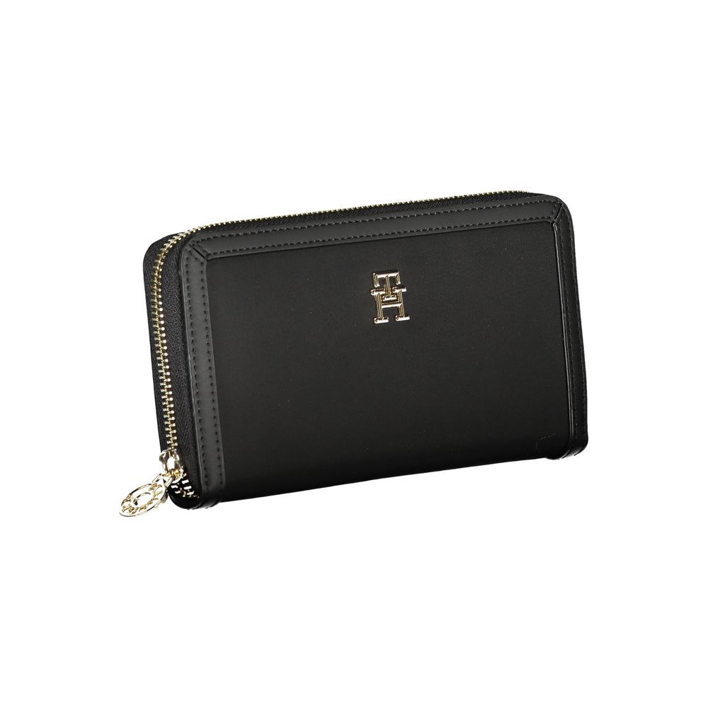 Tommy Hilfiger Chic Black Multi-Compartment Wallet