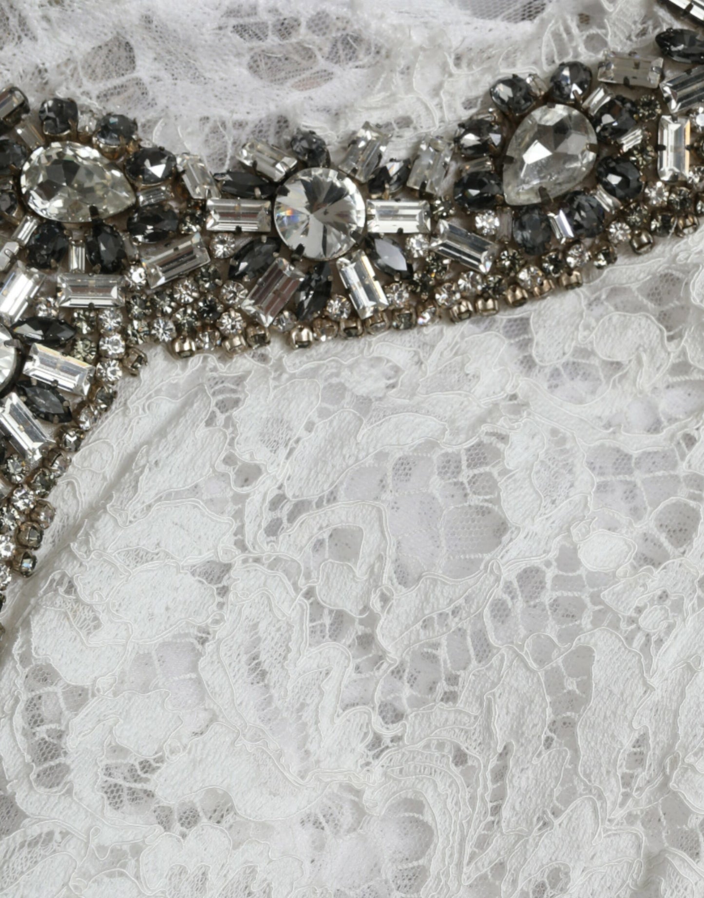 Dolce & Gabbana White Lace Crystal Embellished Shift Dress