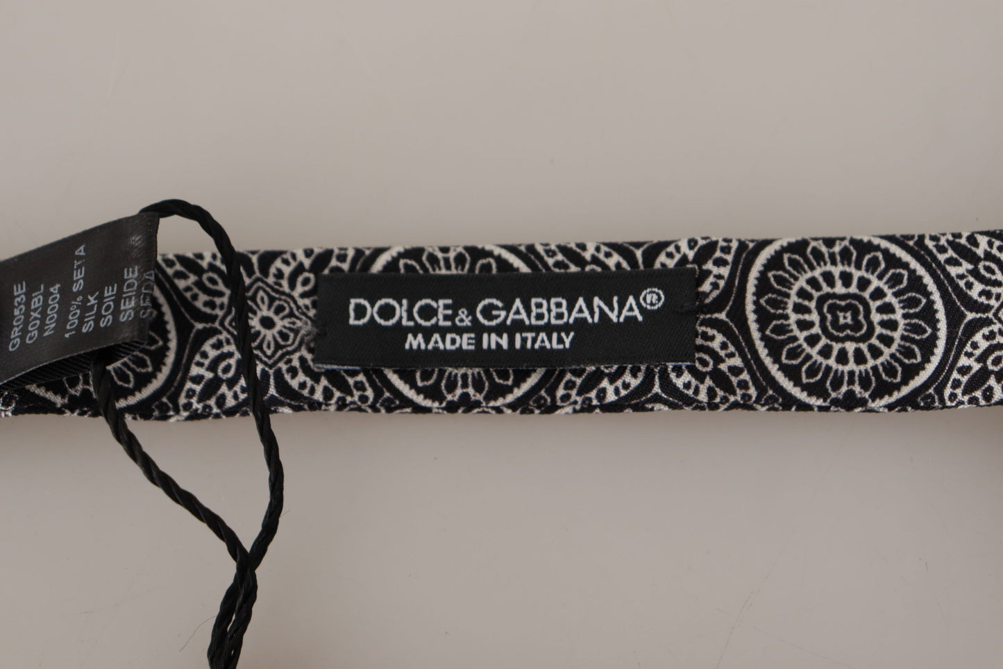 Dolce & Gabbana Elegant Black Silk Bow Tie